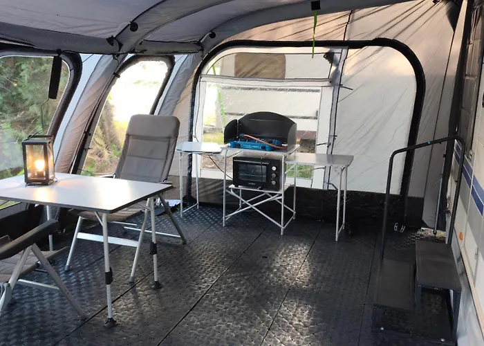 Wohnwagen Nele 캠프장 *